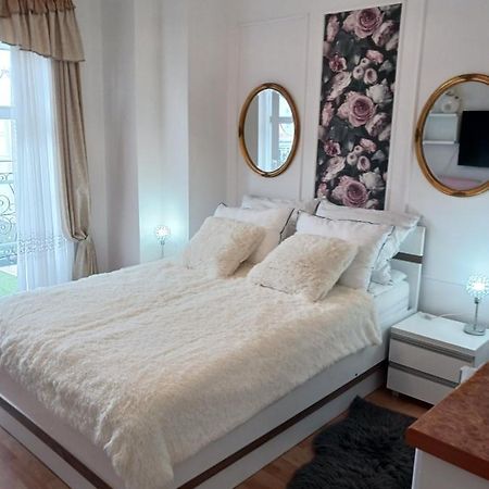 Uzdrowiskowa "Trzy Korony" Apartman Swinoujscie Kültér fotó